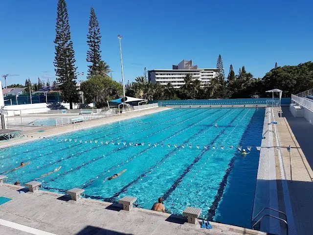 Piscine Jacques-Mouren au Ouen-Toro